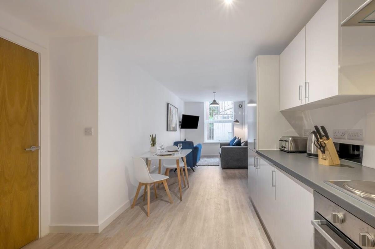 A Modern Apartment In Preston City Centre Exteriér fotografie